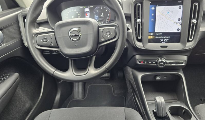 VOLVO XC40 AUTOMATIC DIGITAL D3 full