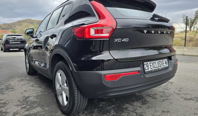 VOLVO XC40 AUTOMATIC DIGITAL D3 full