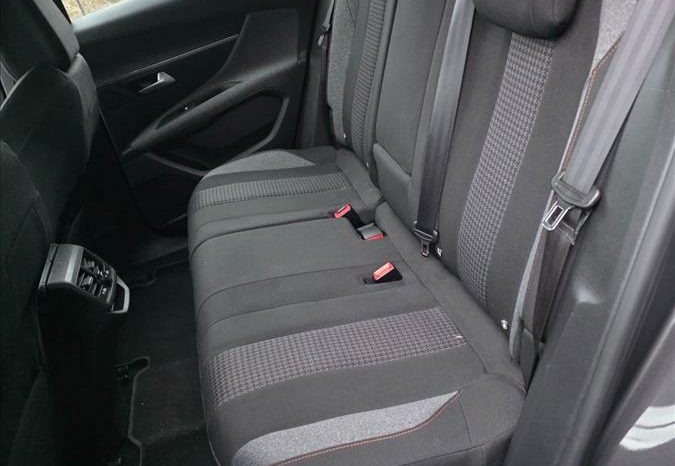 Peugeot 3008 1.5 BlueHDi Aut. LED I-Cockpit Navi Sport full