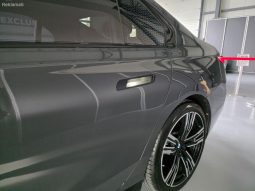 BMW 740d xDRIVE M-SPORT PANO 31″ TV B&W