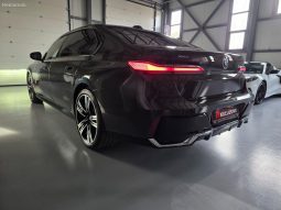 BMW 740d xDRIVE M-SPORT PANO 31″ TV B&W