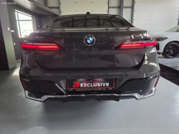 BMW 740d xDRIVE M-SPORT PANO 31″ TV B&W