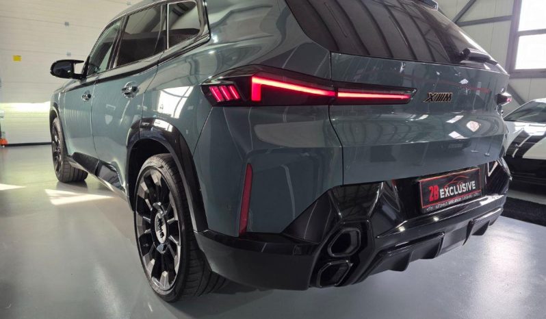 BMW XM 4.4 V8 xDRIVE M B&W 23” full