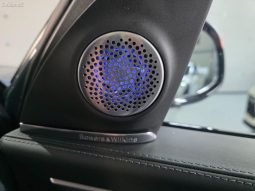 BMW XM 4.4 V8 xDRIVE M B&W 23” full