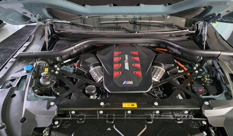 BMW XM 4.4 V8 xDRIVE M B&W 23” full